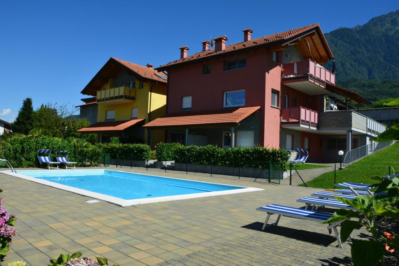 Residence Girasole Casa Rossa A Colico Buitenkant foto
