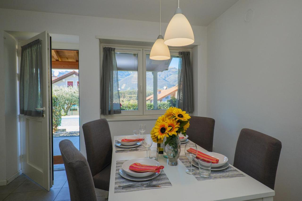 Residence Girasole Casa Rossa A Colico Buitenkant foto