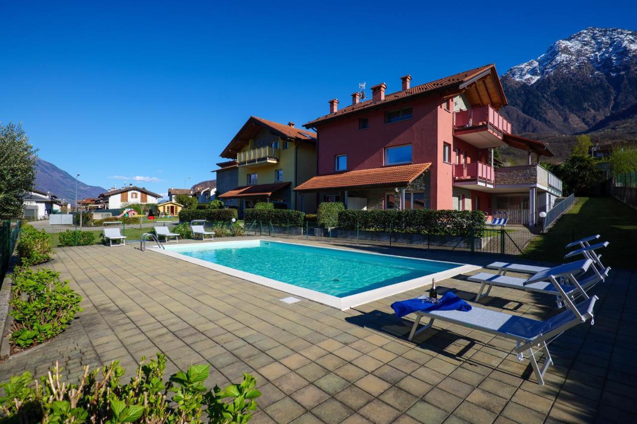 Residence Girasole Casa Rossa A Colico Buitenkant foto